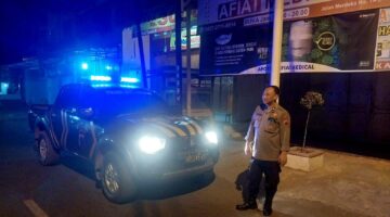 Polsek Banjarharjo Laksanakan Patroli Blue Light Ciptakan Situasi Kamtibmas yang Kondusif di Malam Hari